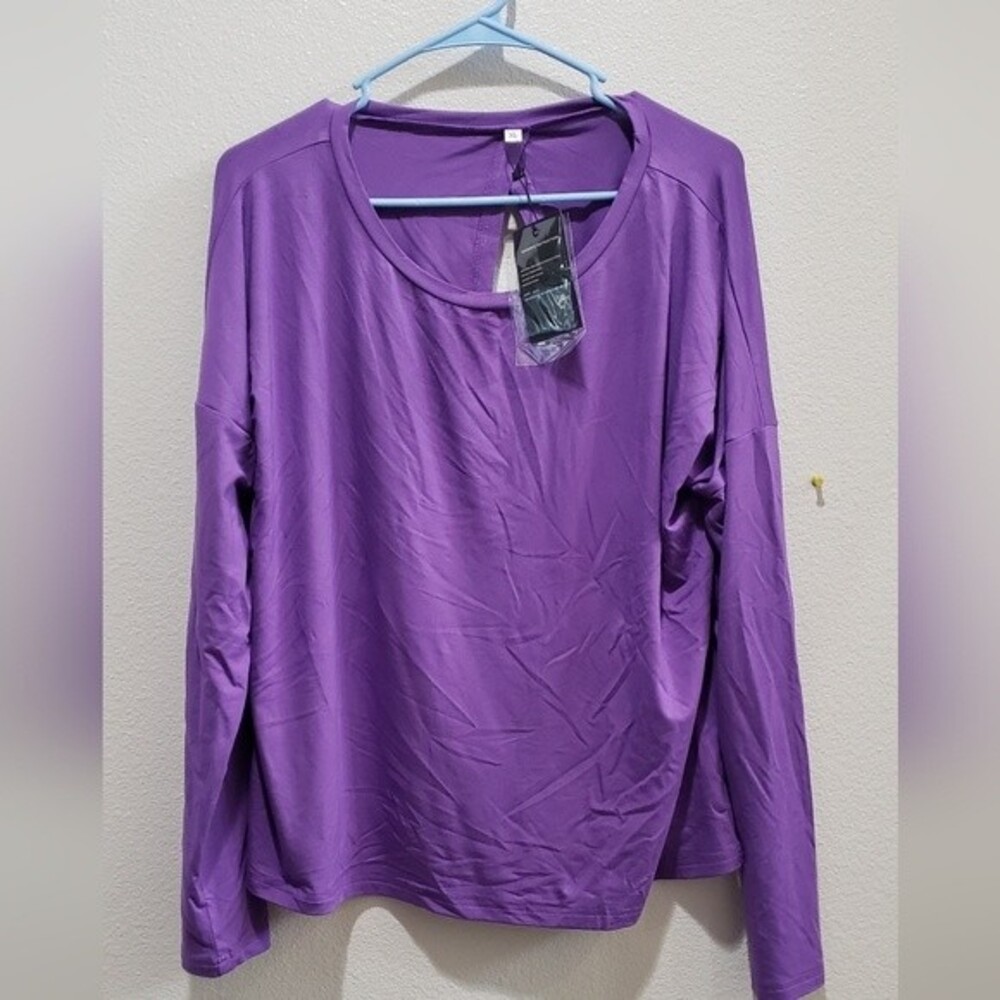 pure yoga shirt size Xl
